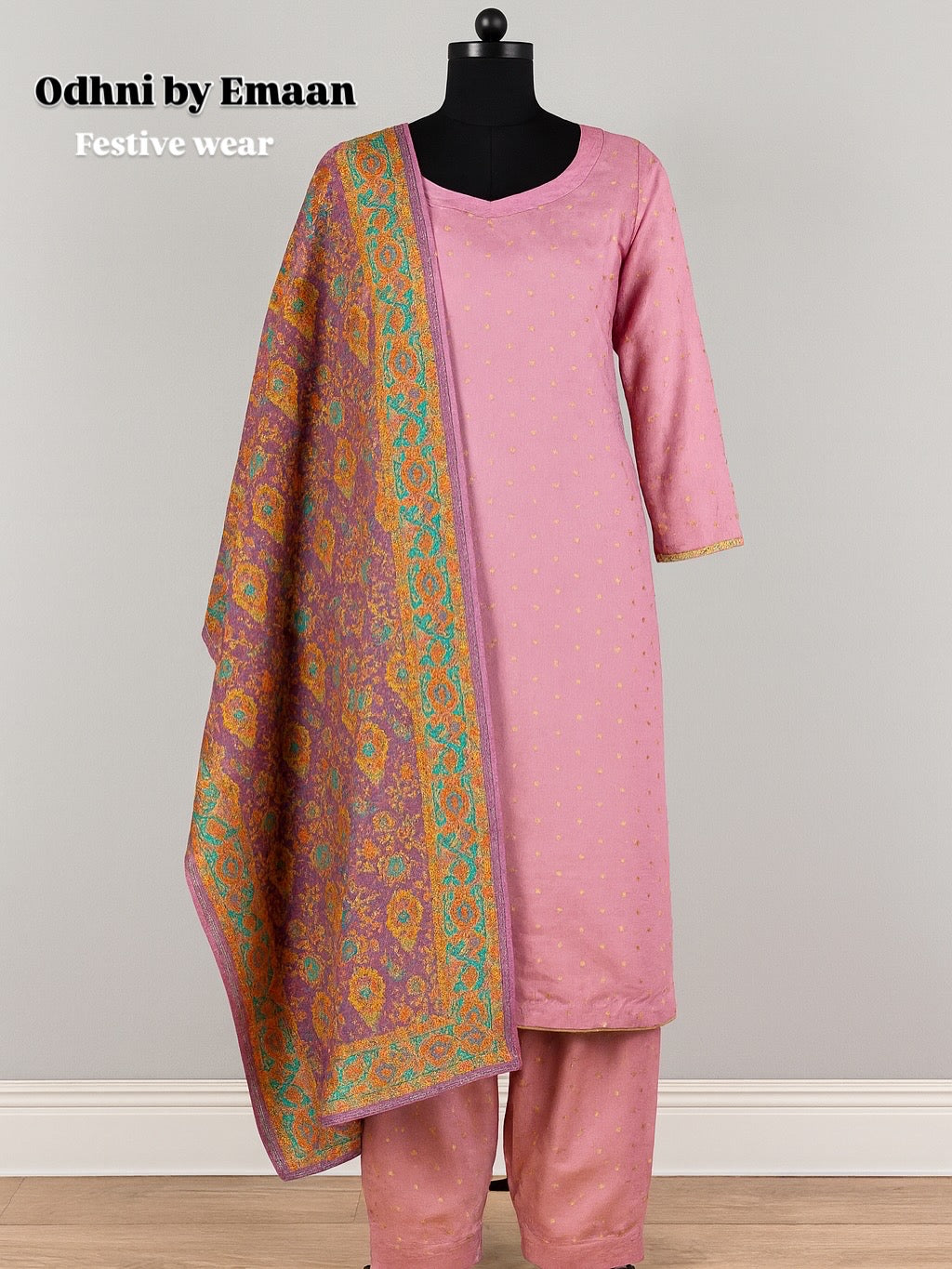 Resham Banarsi with Khimkhab Shawl
