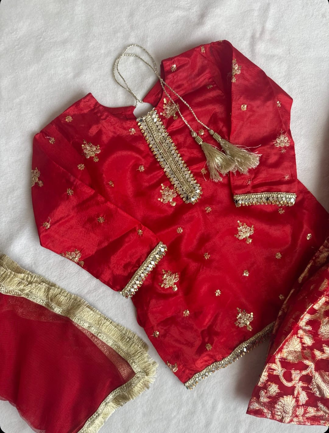 Esha 3pc