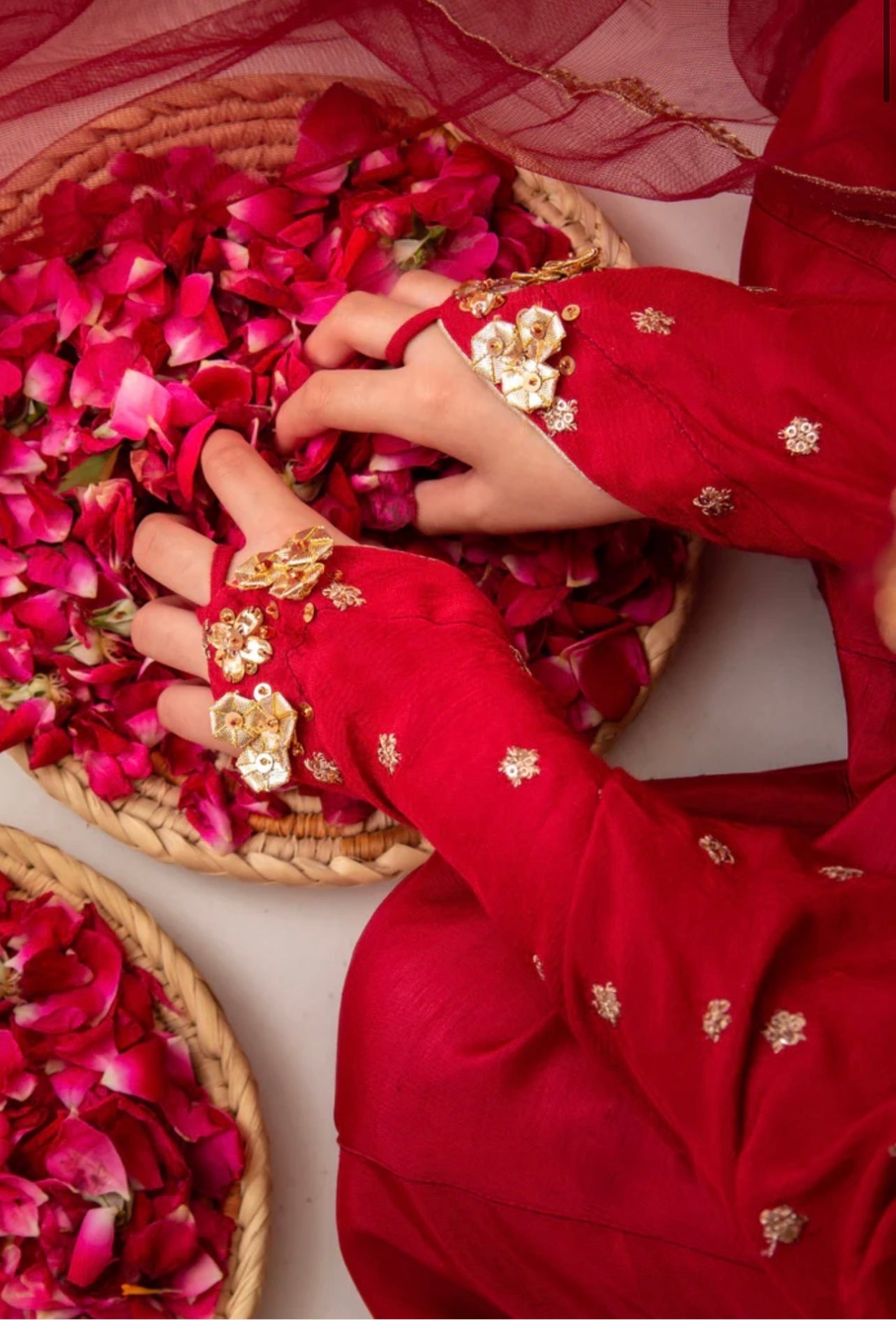 Laal pari sharara