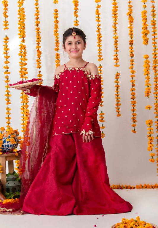Laal pari sharara
