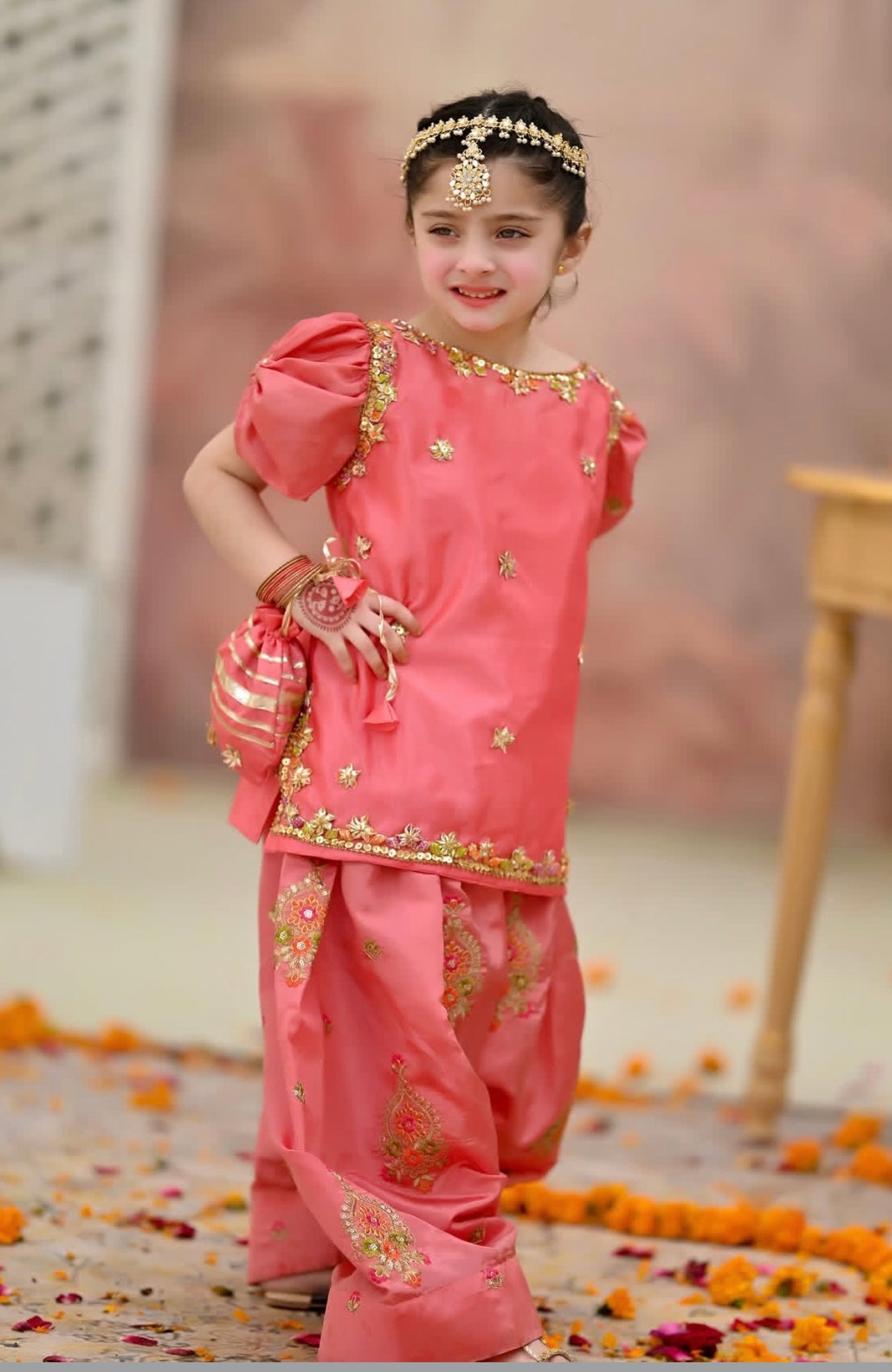 Hayyam pink festive