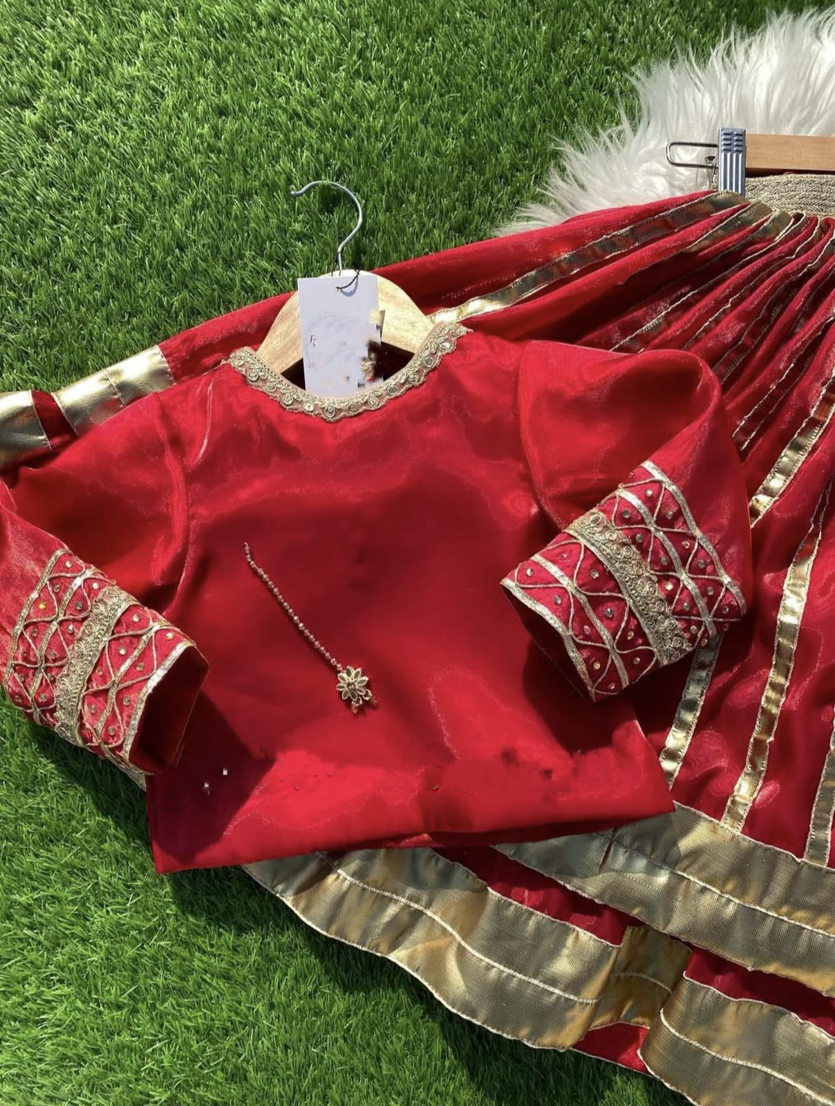 Anaira 3pc