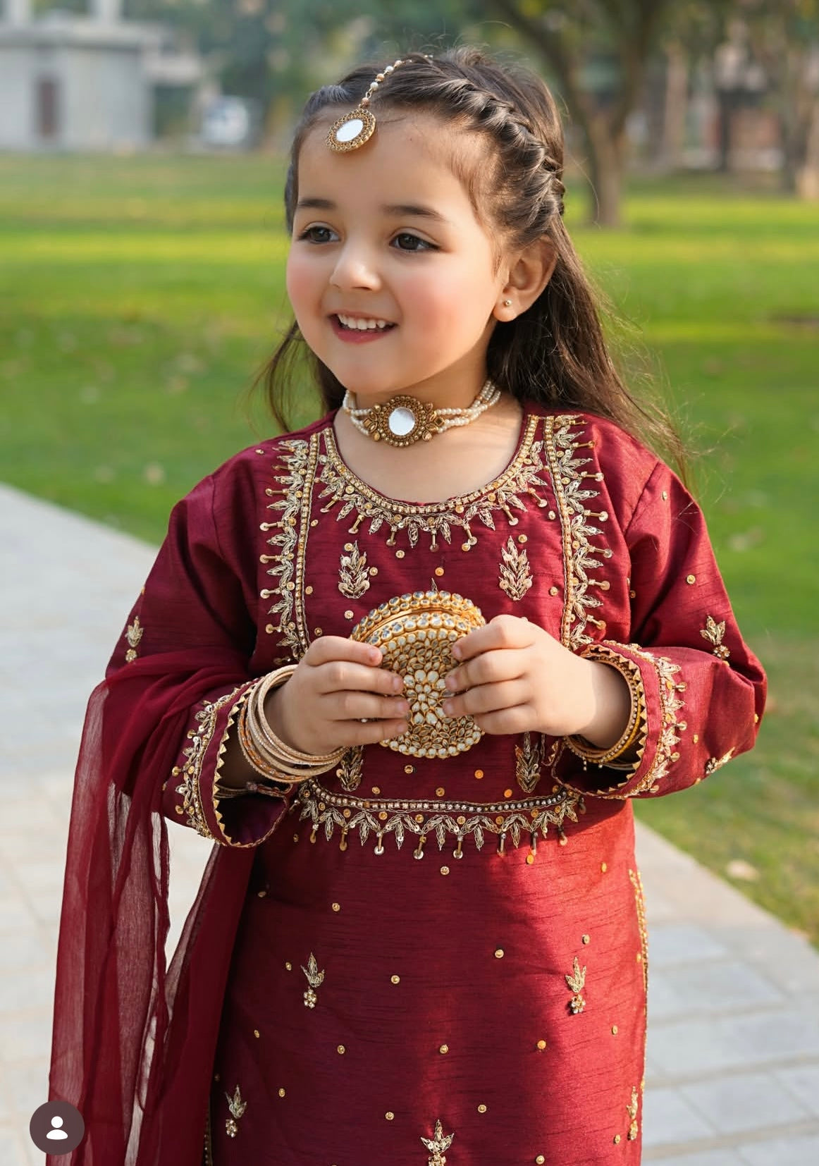 Aznoor by emaan