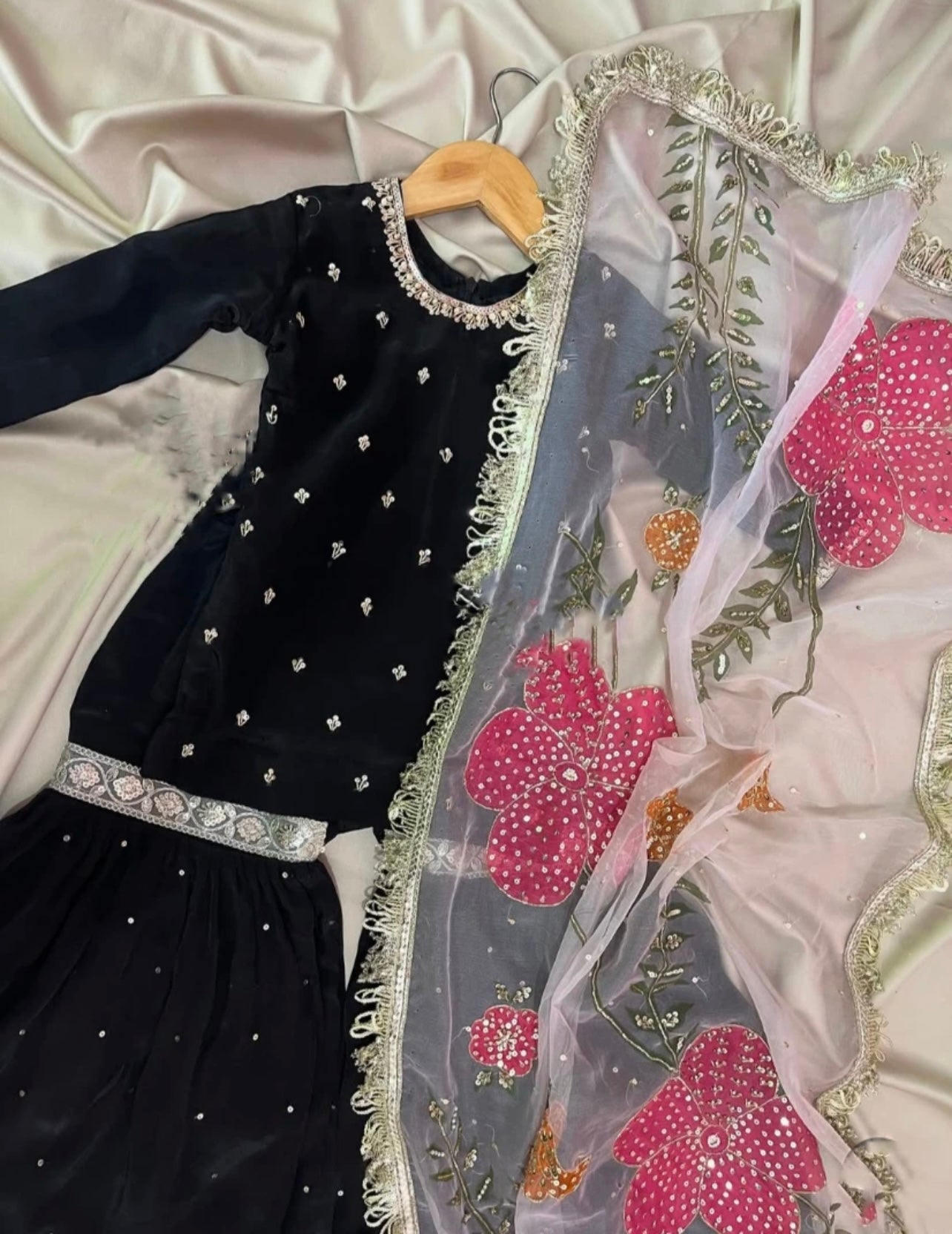 Saloni 3pc