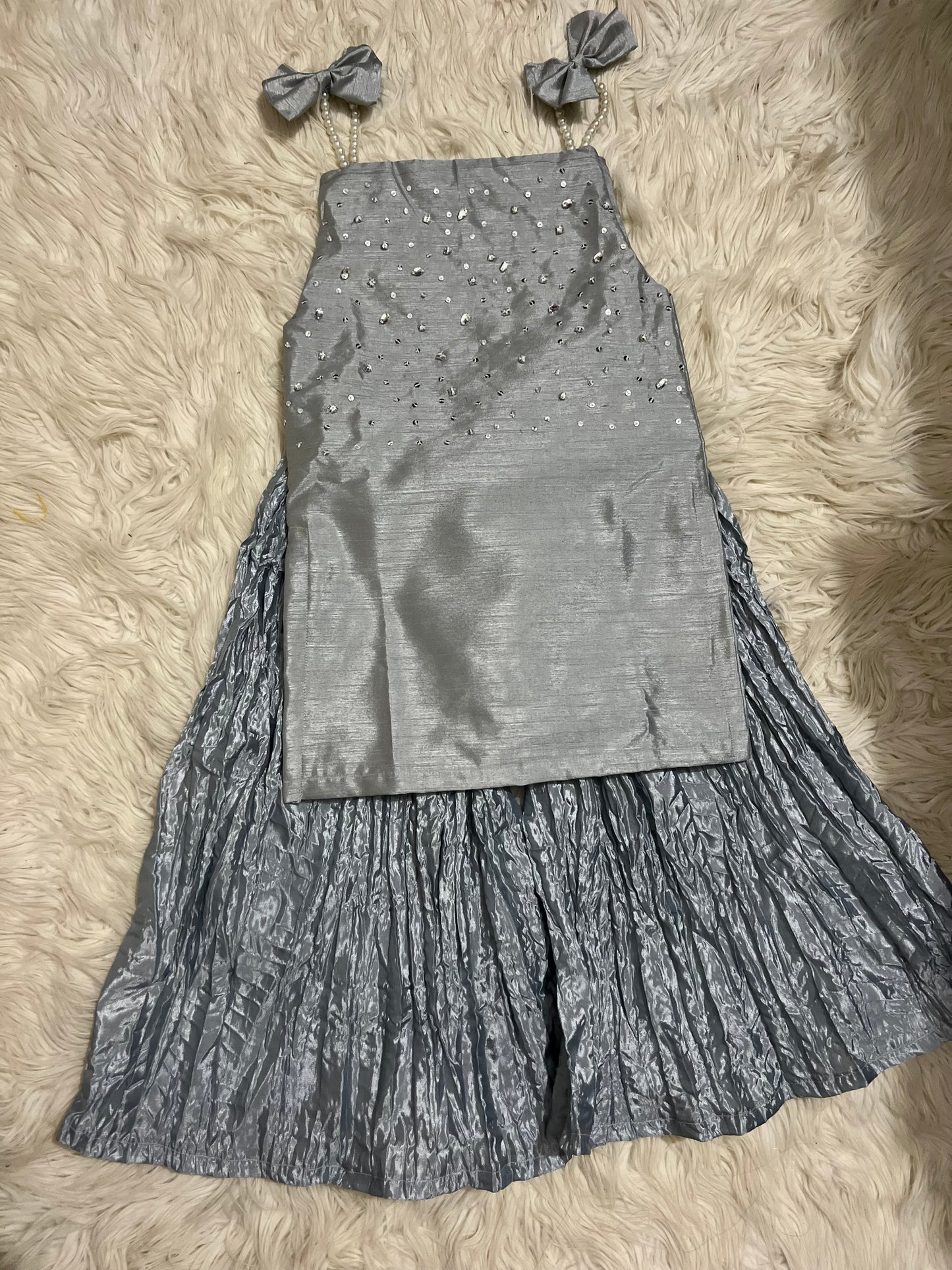 Amelia 4pc