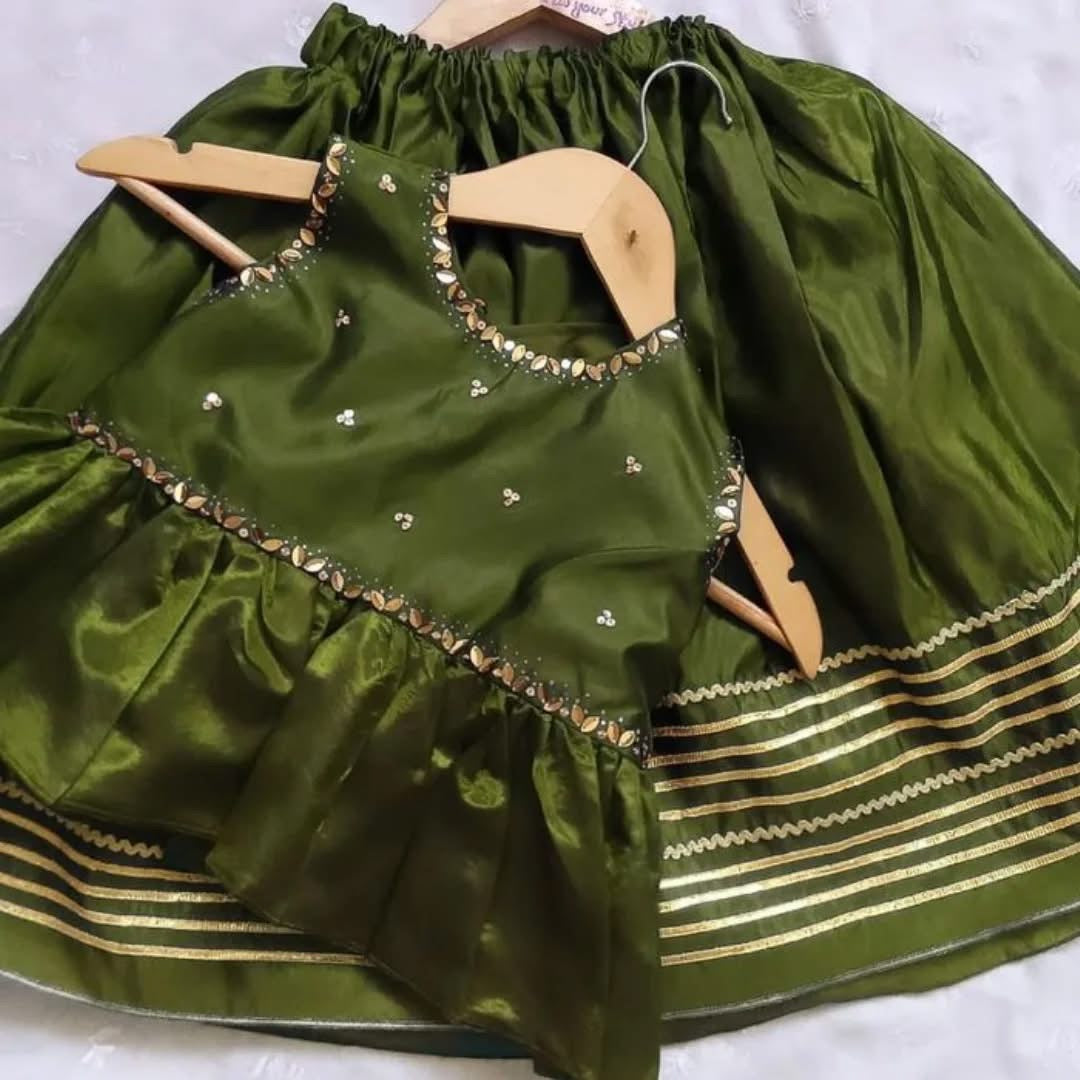 Olive charm -3pc