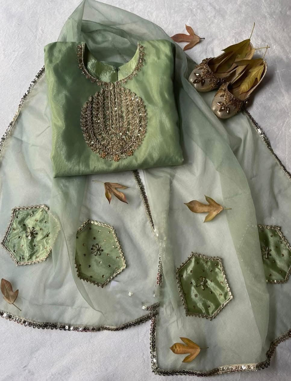 Olive Aura-4pc