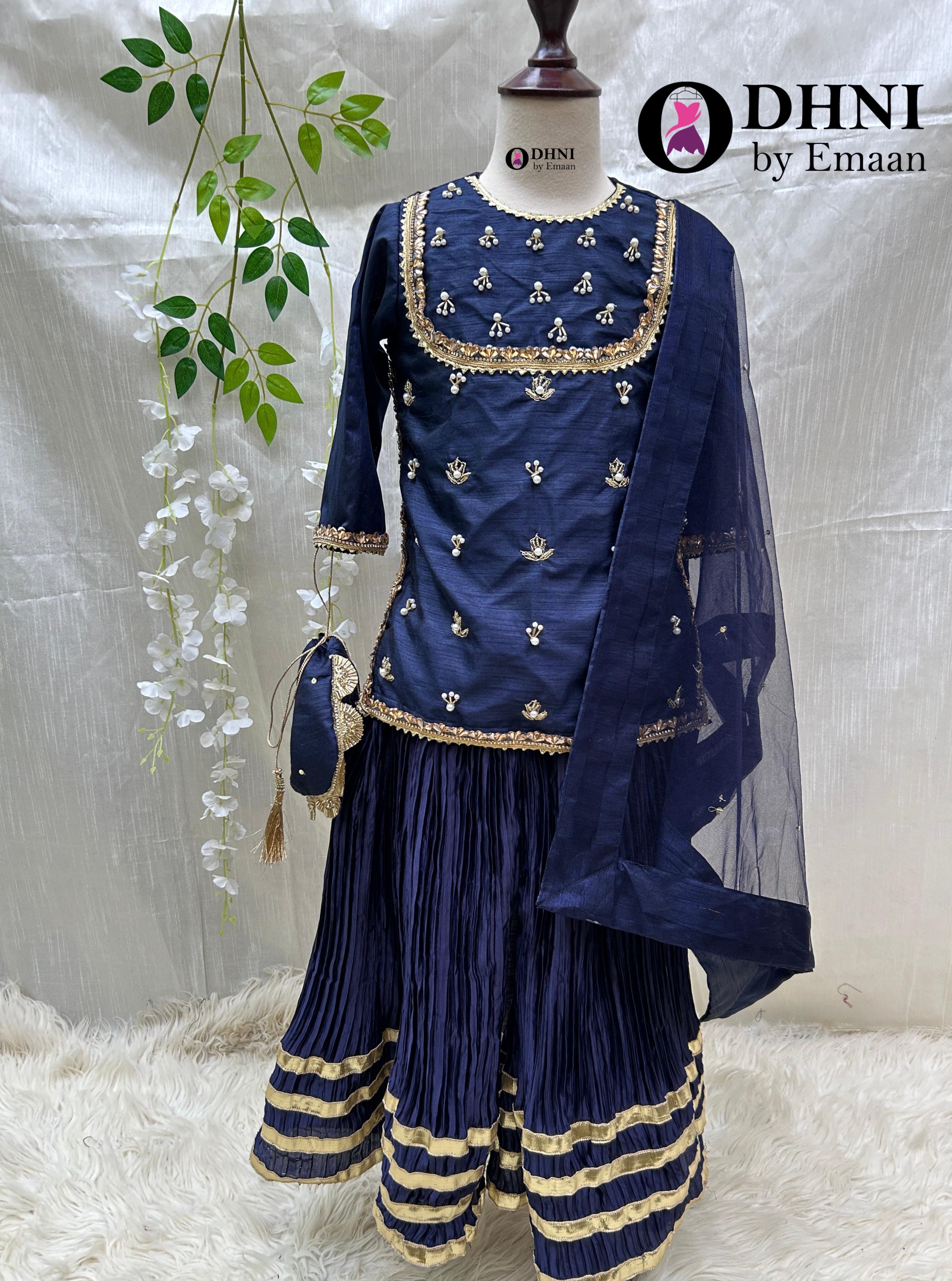 Neeli Bahar 4pc